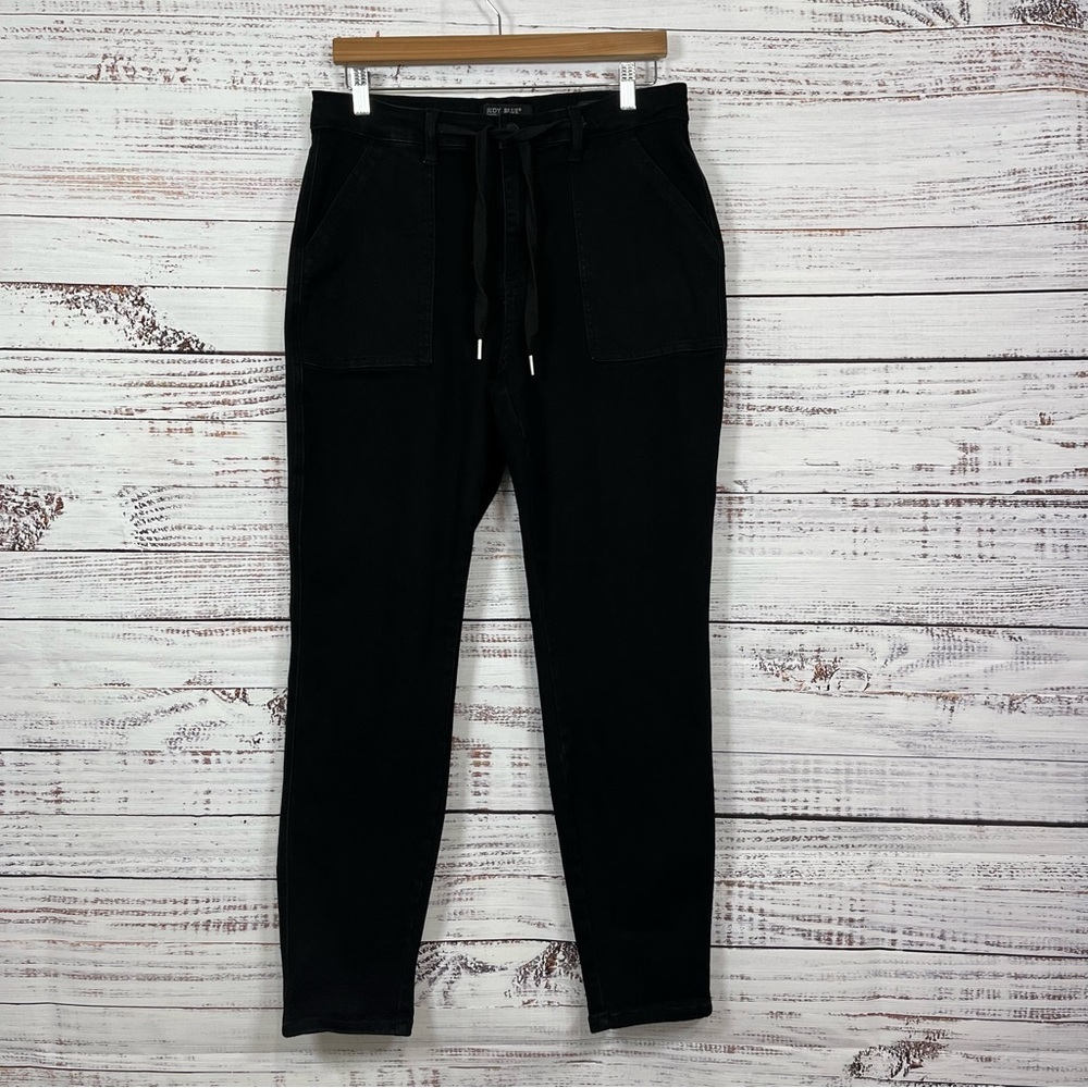 Judy Blue Black High Rise Tiw Denim Jogger